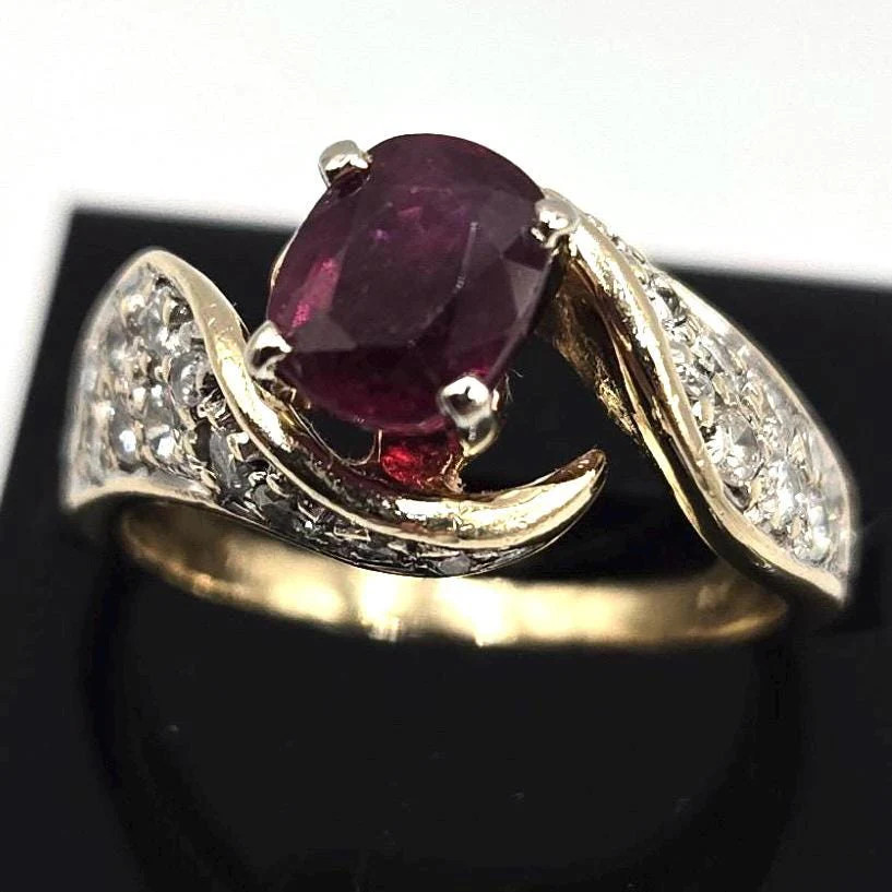 Solid 14K Yellow Gold Ruby Ring with 24 Diamond A… - image 7