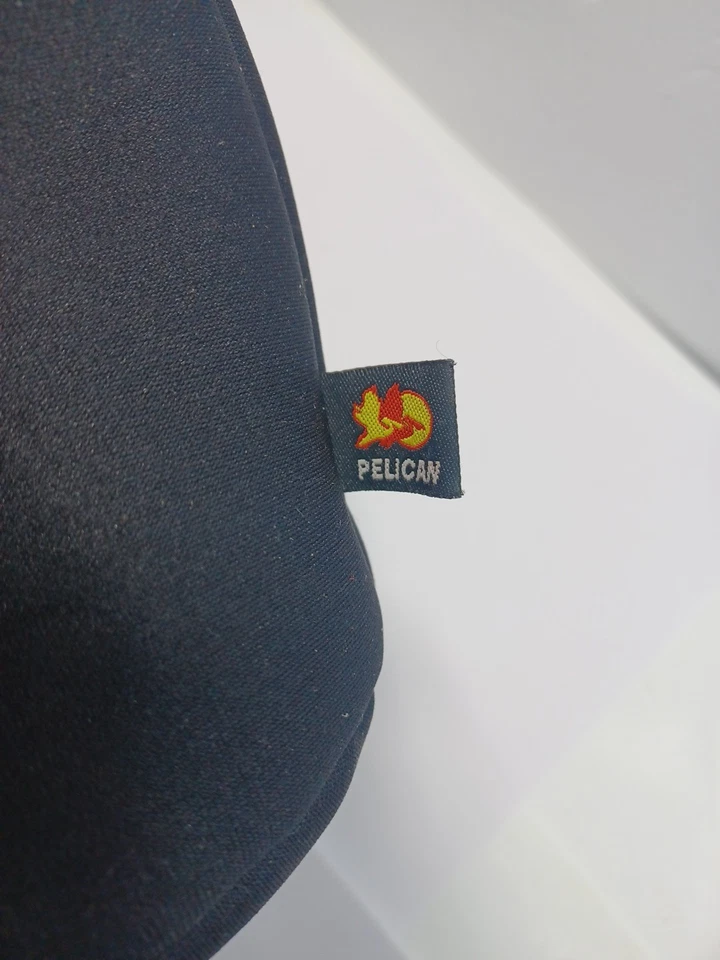 Pelican - Bolsa de neopreno negro para lentes suaves - 8" x 3,5" Foto 2 de 4