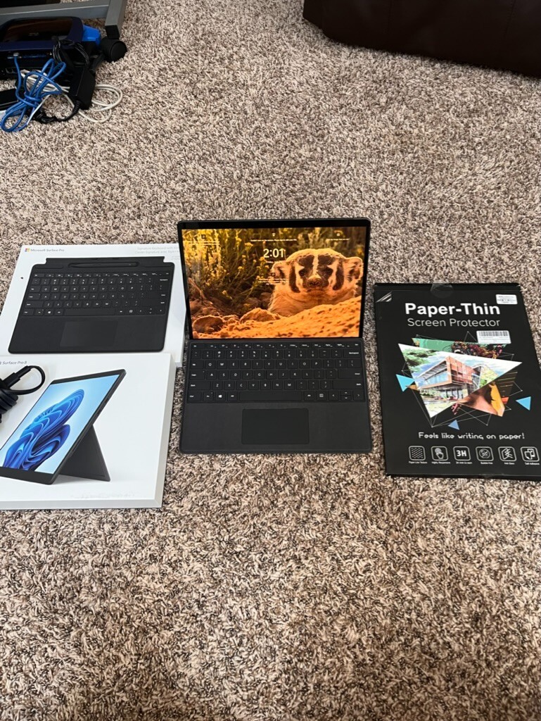 Microsoft Surface Pro 8 13