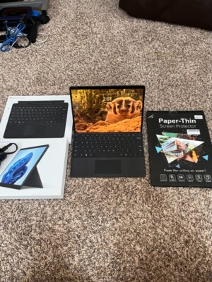 Microsoft Surface Pro 8 13