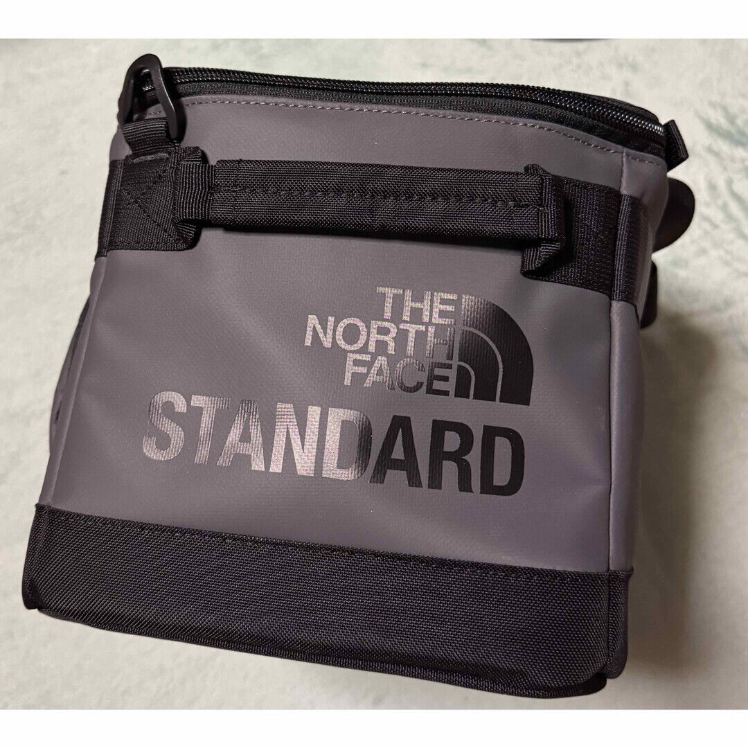 THE NORTH FACE Standard Exclusive Record Bag 7 inch CRATES 7 THE NORTH FACE Standard Exclusive Record Bag 7 inch CRATES 7