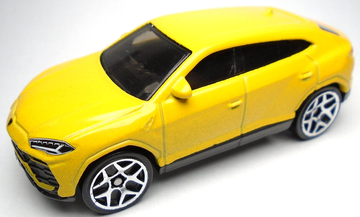 2020 HOT WHEELS '17 LAMBORGHINI URUS YELLOW 1:64 DIECAST 2 3/4" CAR SILVER RIMS