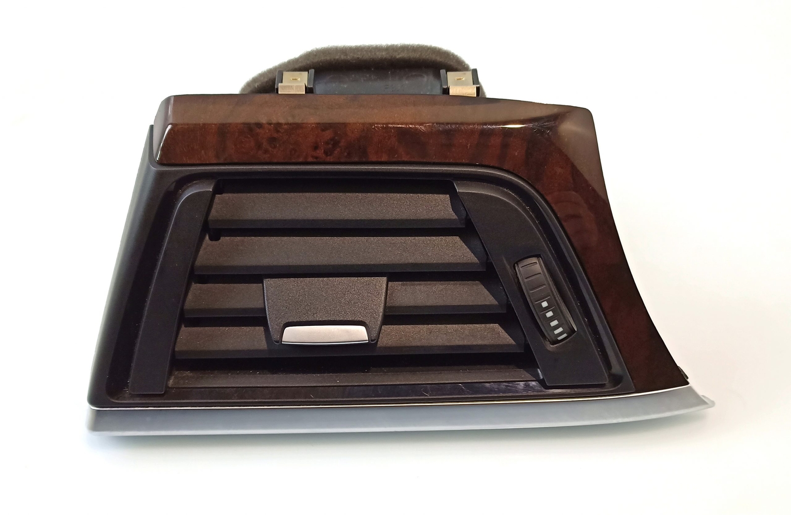 BMW OEM Fresh air grille left 9218549 F30 F80 M3 F32 F82 F83 M4  