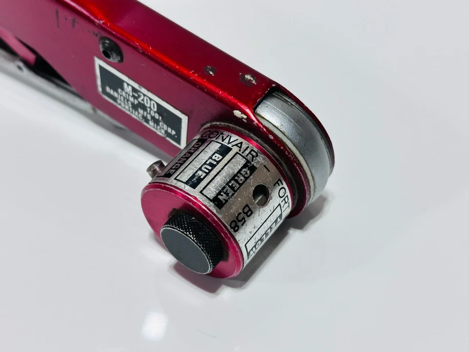 Herramienta de prensado DMC Daniels M-200 Foto 2 de 4