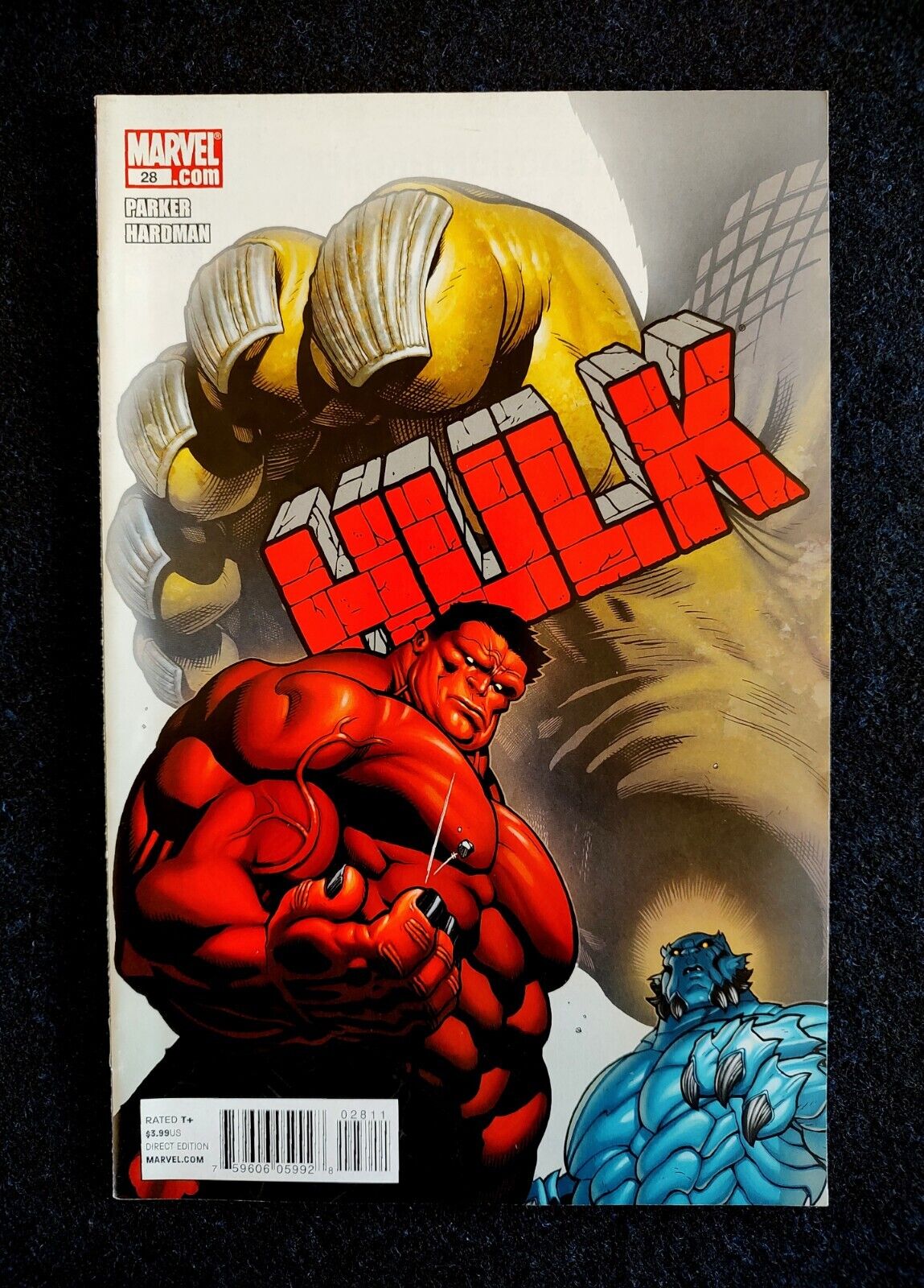 Hulk Issue #28 Marvel Comic Book MCU 2011 Jeff Parker, Gabriel Hardman.