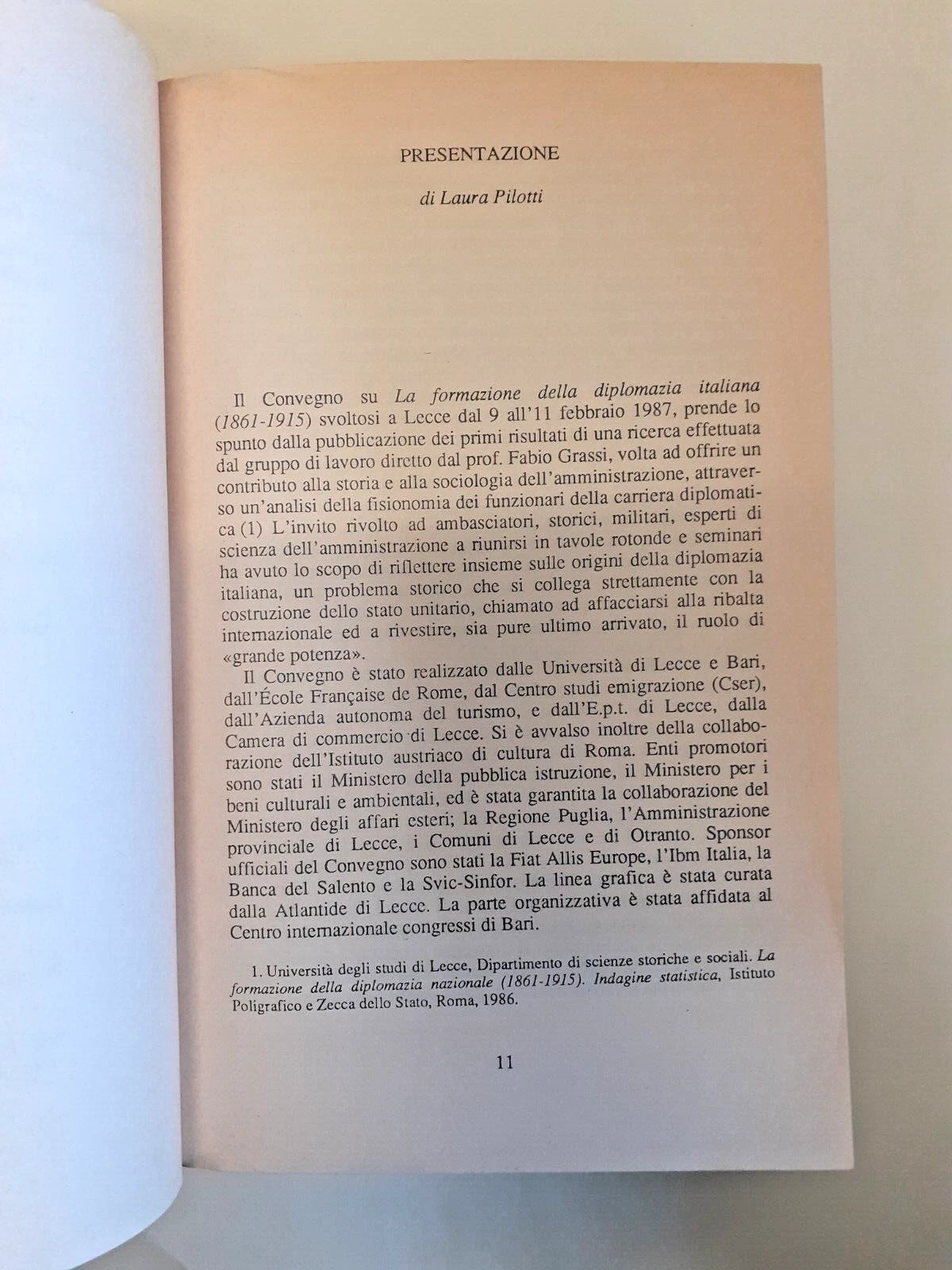 Foto 10 di 16