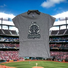 New York Yankees T-Shirt 2009 World Series champions Woman's Small MLB
