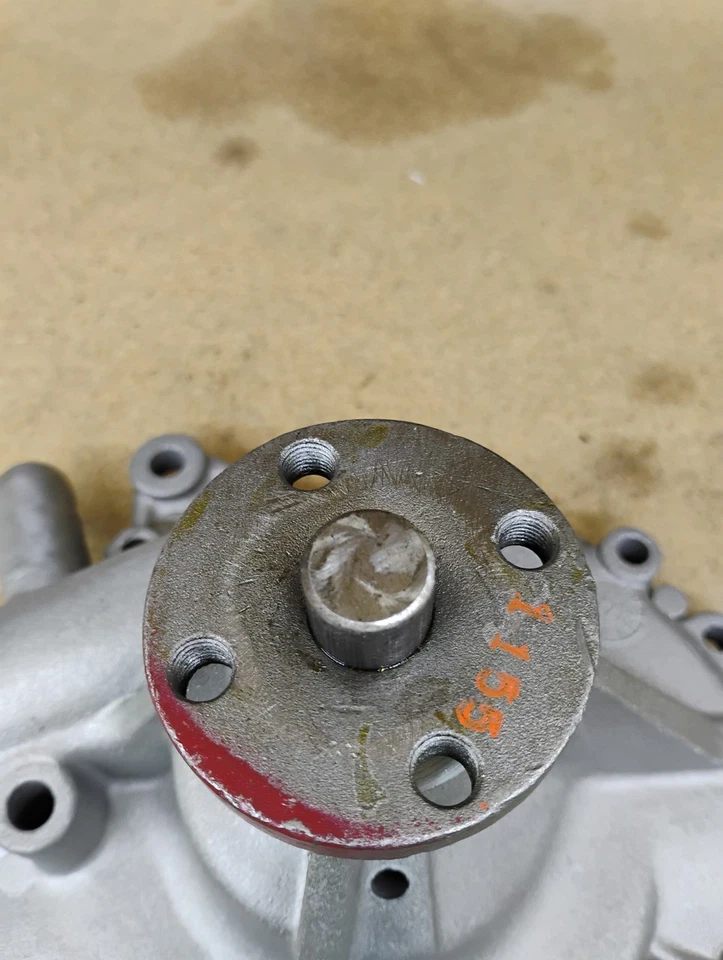 Bomba de agua Buick 350 1971-72 OEM 1235959 WP1393 hecha en EE. UU. Foto 4 de 4