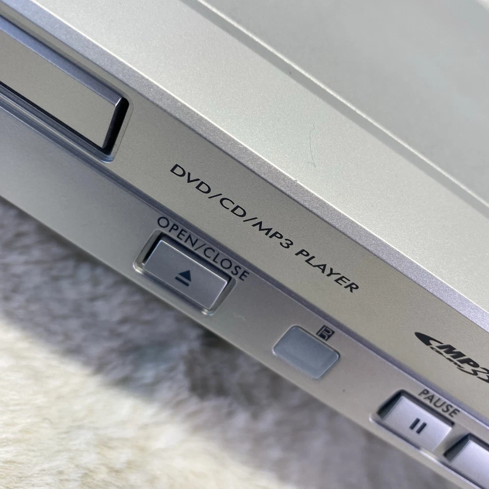 Koss DVD/CD/Mp3 Player KD305 Tested No Remote Media Player - Image 4 of 4