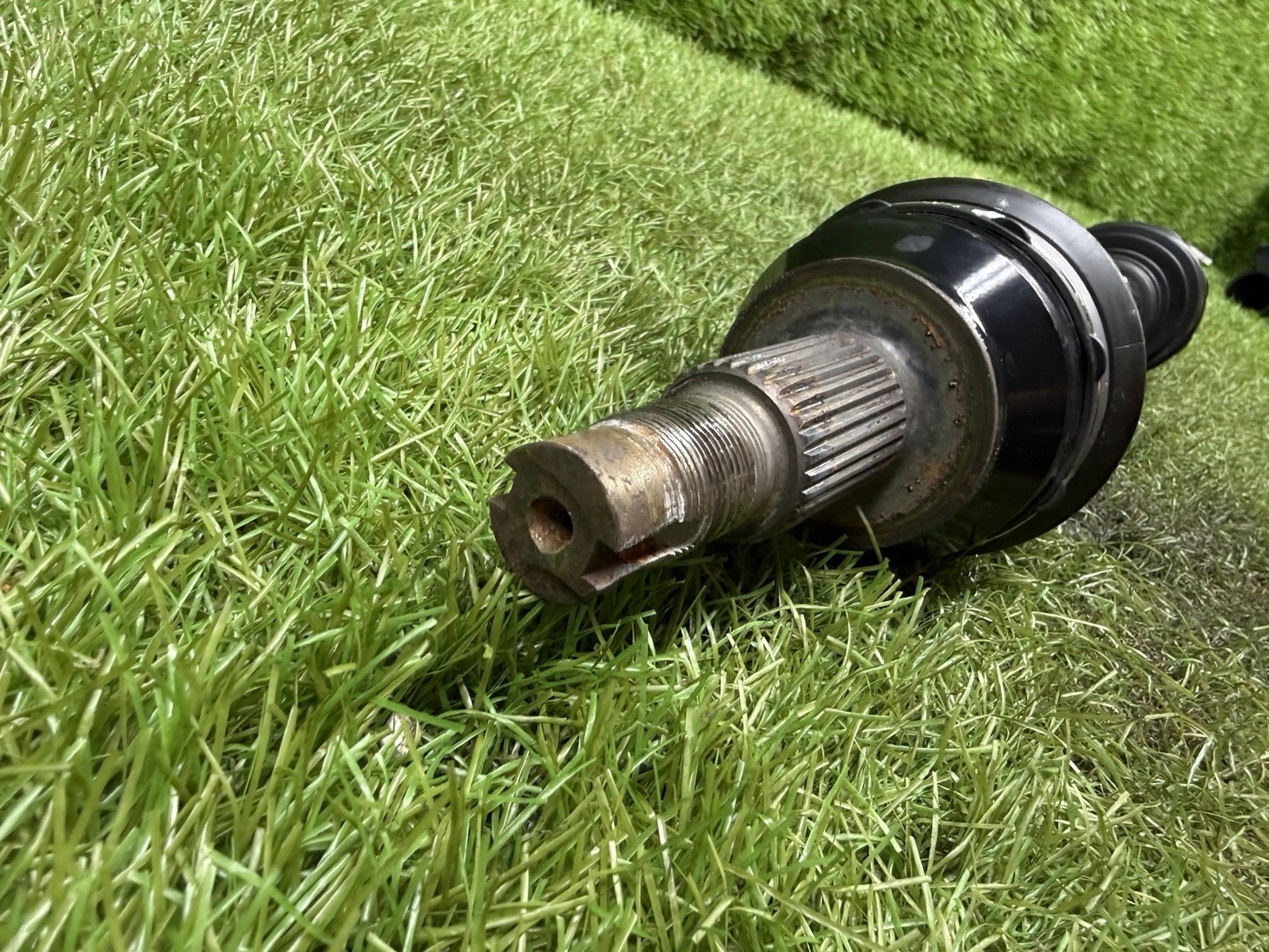 2014-2017 MASERATI QUATTROPORTE S Q4 FRONT RIGHT AXLE SHAFT HALFSHAFT 42K MILES