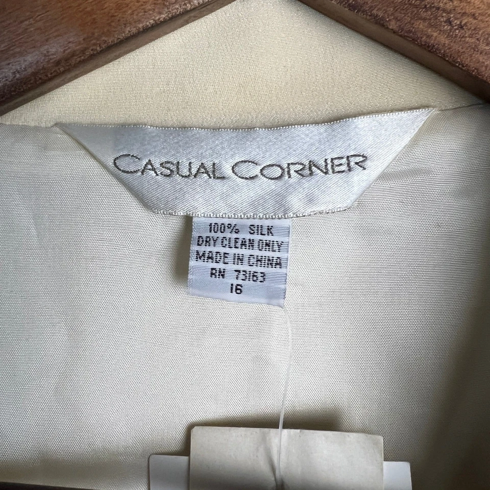 Chaqueta Blazer Casual Esquina Vintage 100% Seda Botón Frontal Talla 16 Crema Madura Foto 2 de 4