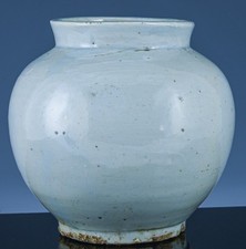 RARE EARLY KOREAN WHITE QINGBAI GLAZED MOON JAR VASE CHOSON JOSEON DYNASTY