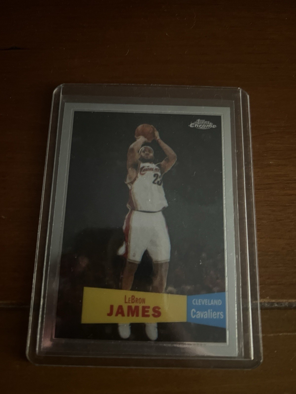LeBron James 2007 Topps Chrome #23 Base Price Guide - Sports Card