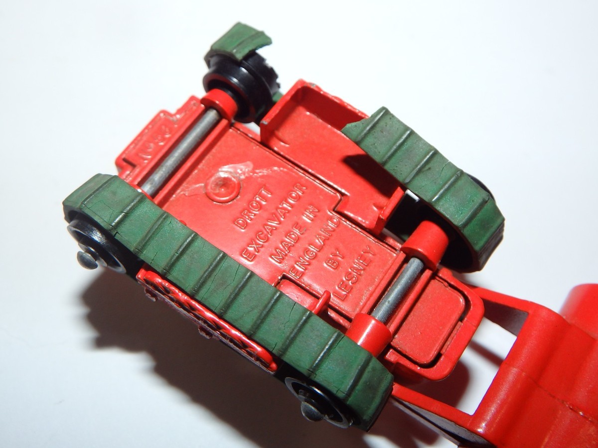 Vintage Matchbox Lesney No. 58 Drott Excavator Red Brittle Tracks
