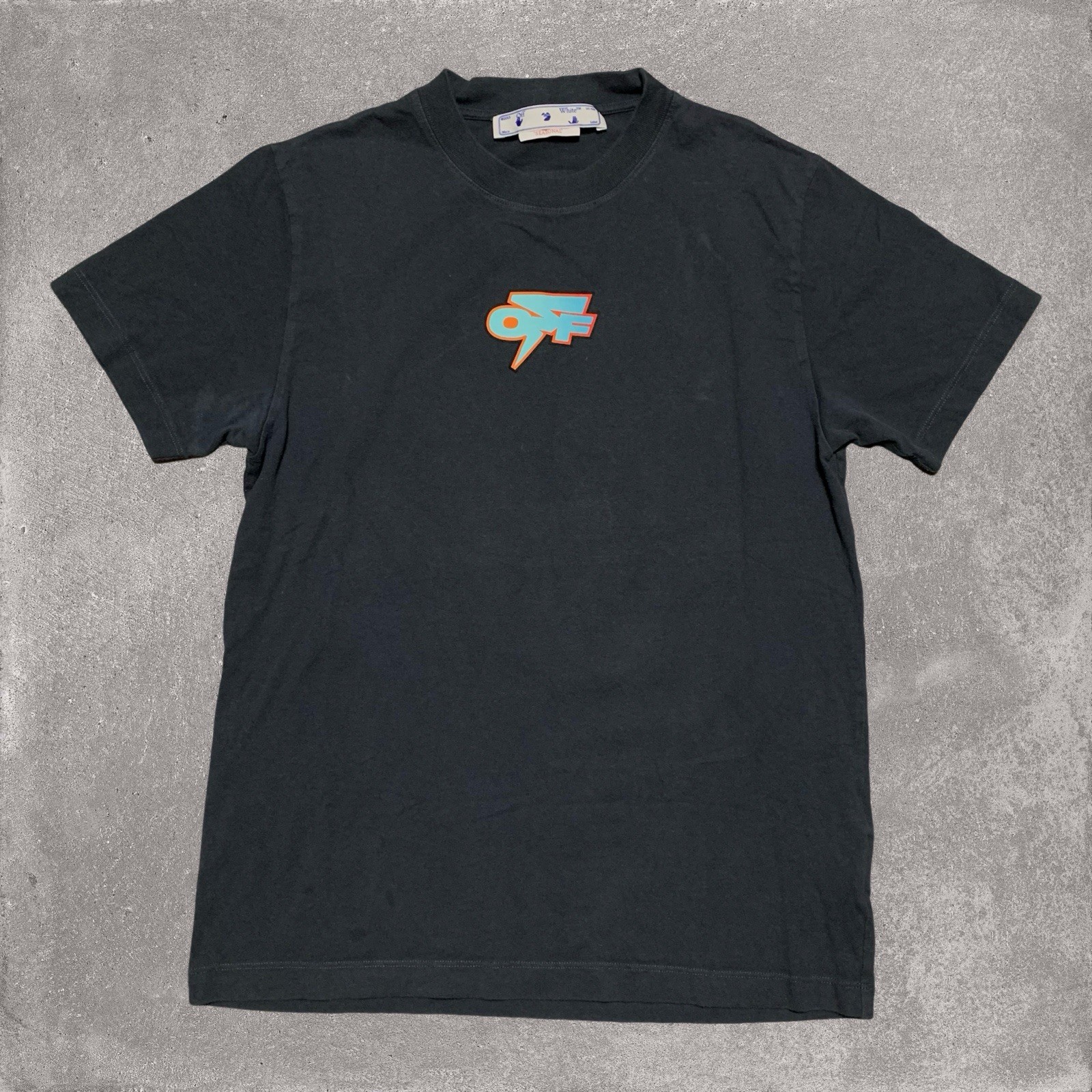 Off White Medium Thunder Arrows Charcoal Tee Virg… - image 2