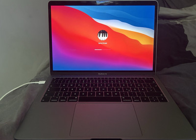 Apple MacBook Air 13,3'' 2019 Space Grau i5 8GB 120GB USB-C Retina