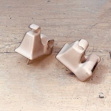 Genuine 1993-2001 Ford Explorer Dual Sun Visor Clip Pair Set - Tan Genuine 1993-2001 Ford Explorer Dual Sun Visor Clip Pair Set - Tan