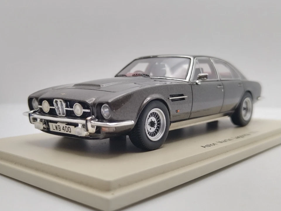 Spark 1/43 Aston Martin Lagonda 1974.  - Image 2 of 4