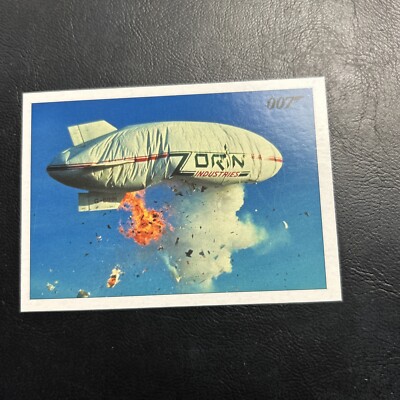 JB1 James Bond Final Edition 2017 A View To A Kill #29 Blimp Roger Moore-k