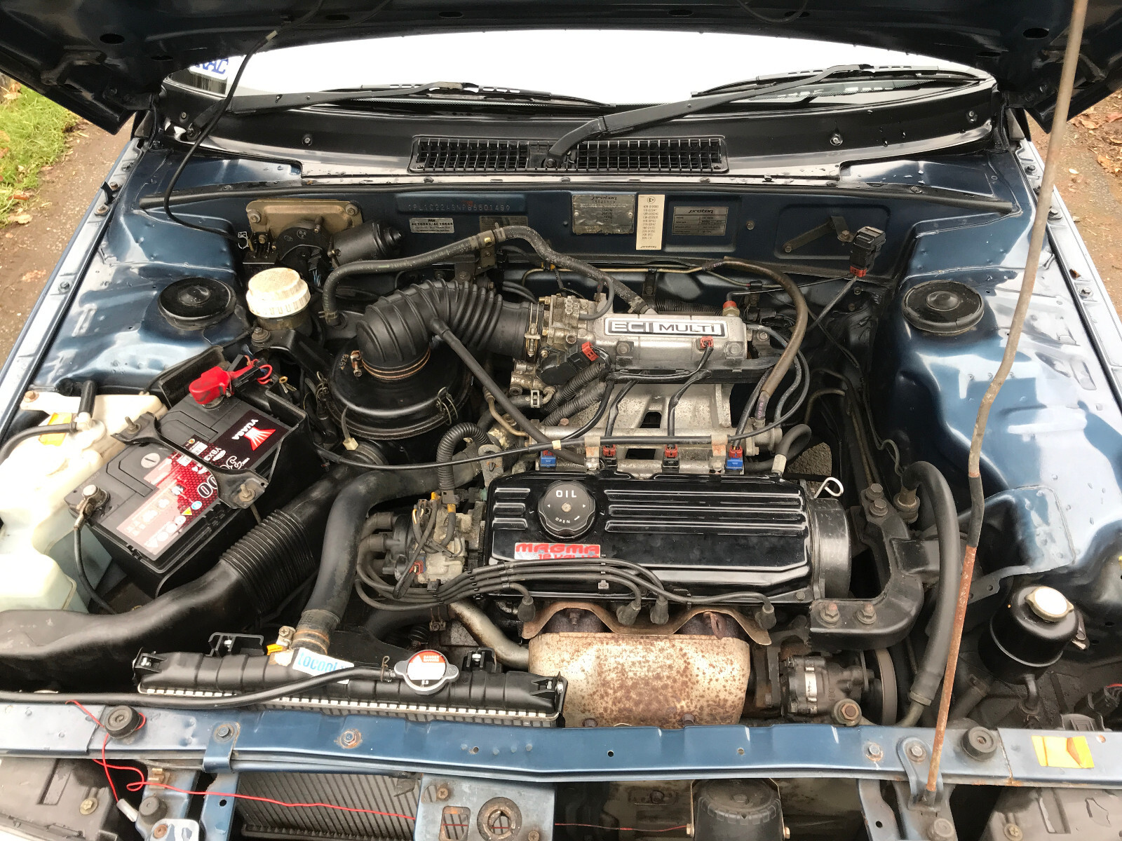 Image 1 - Proton 1.5 SL. MPI Saloon . Used. Spares or Repair.