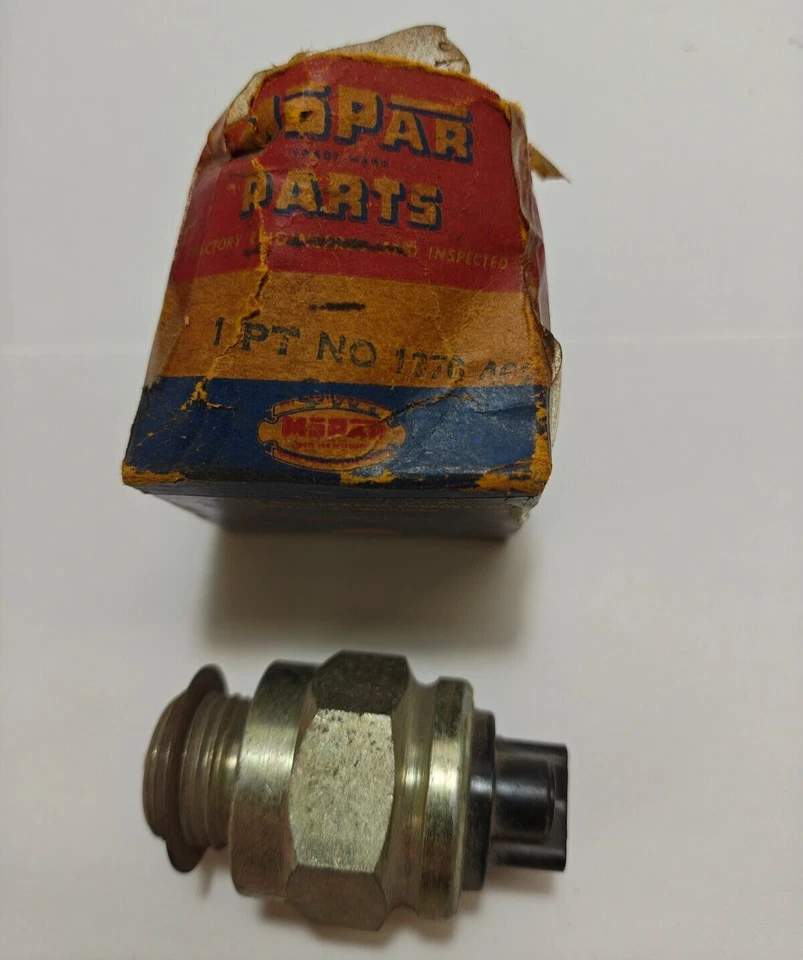 1957 - 59 普利茅斯 Belvedere 变速器超速击球电磁阀 1770462 全新无标签。 — 第 4/4 张图片