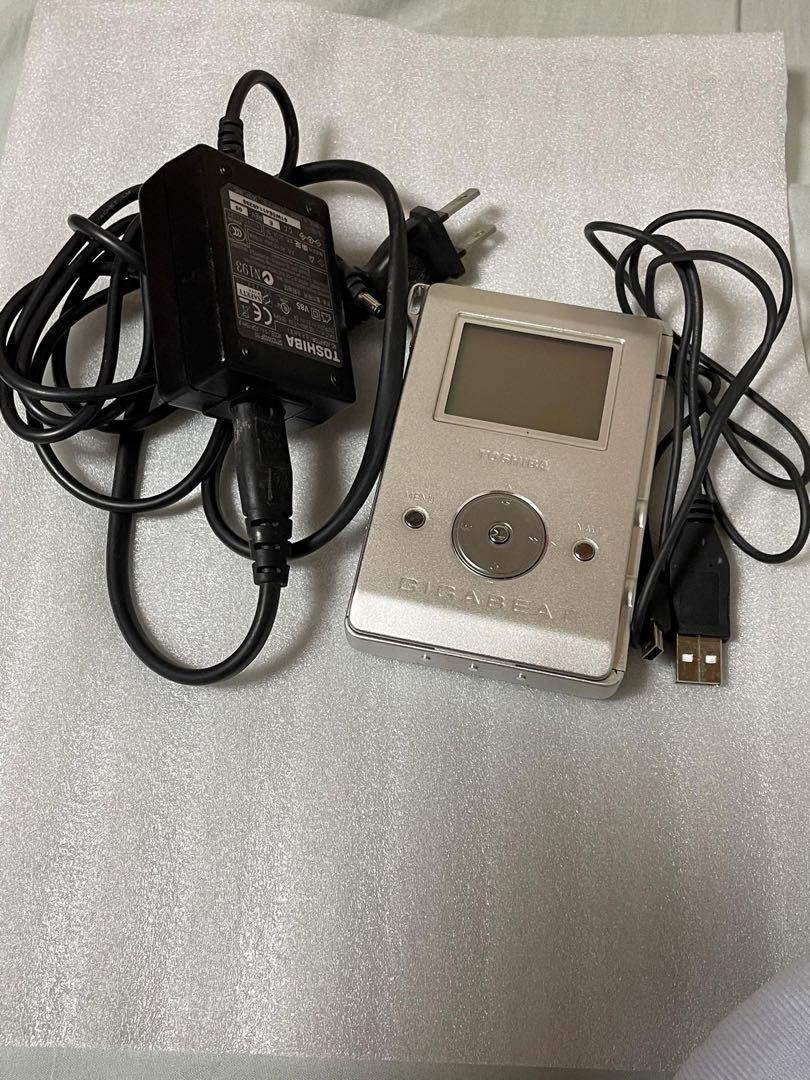 TOSHIBA GIGABEAT MEG50JS デジタルオーディオプレーヤー Toshiba Gigabeat Meg50Js Mp3 Player 50Gb Portable Audio