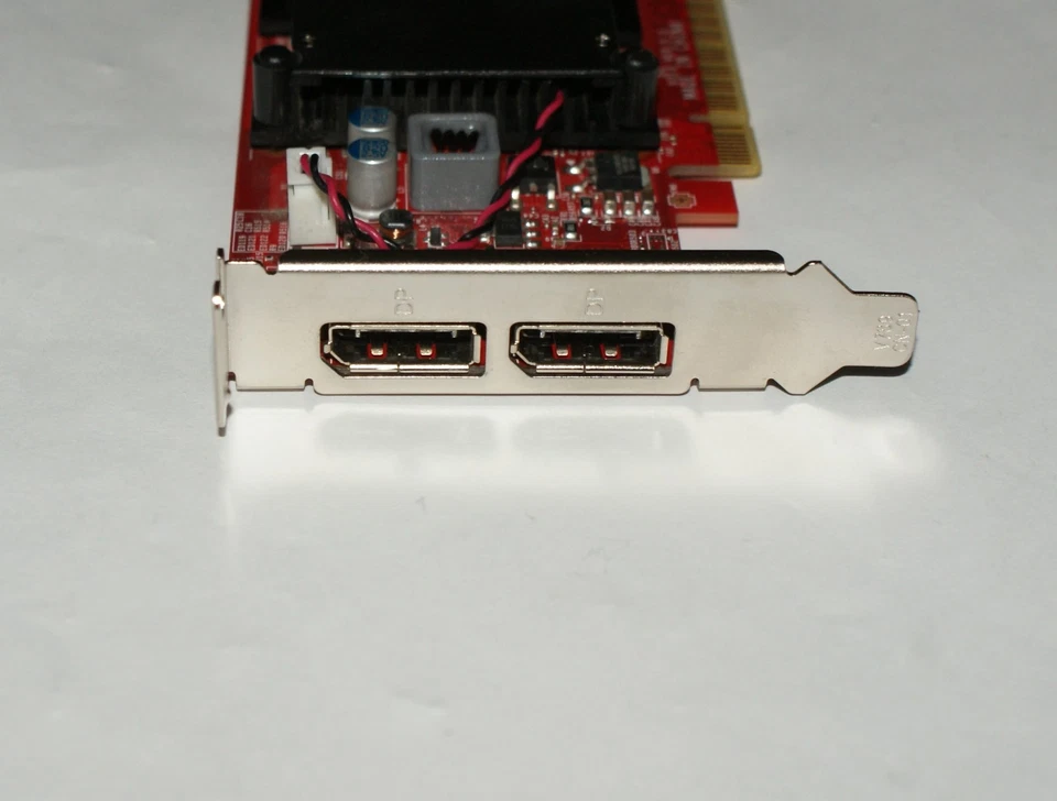 Lenovo Nvidia Gf GT720 1GB DDR3 DisplayPort x2 PCIE Low Profile Graphics Card - Image 3 of 3