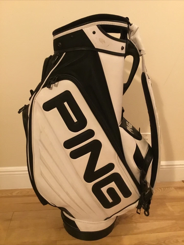 Ping Karsten Staff Golf Bag with 6-way Dividers & Rain Cover - Image 3 of 4