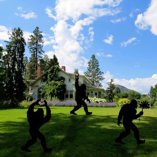 Metal Bigfoot Yard Decor - Standout Sasquatch Outdoor Statues - Captivating - Picture 5 of 6
