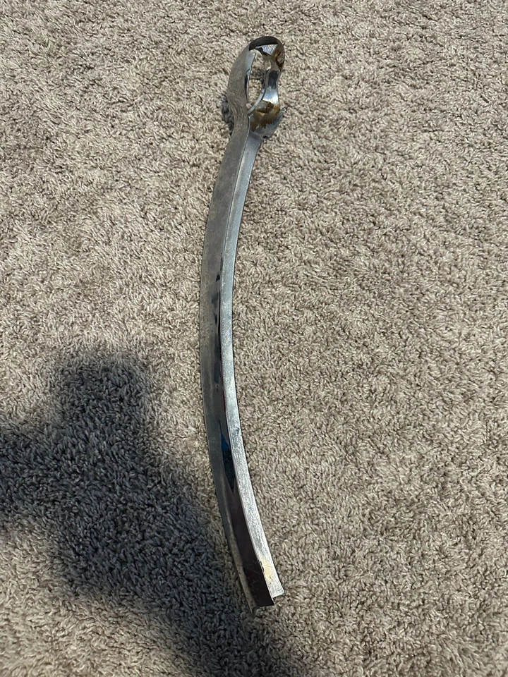 Paleta parrilla central Jaguar MK II (cromo) Foto 3 de 4