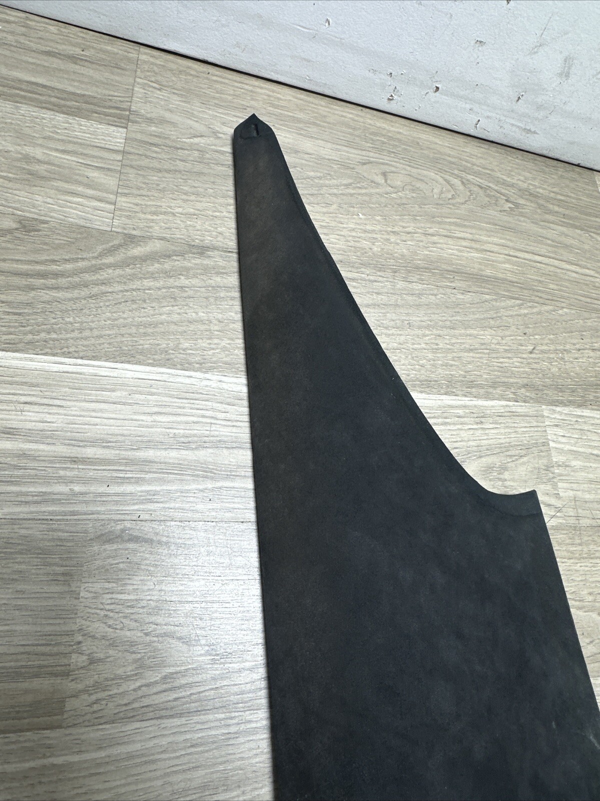 04-12 Maserati Quattroporte M139 Rear Right Side Lower C Pillar Panel Black OEM
