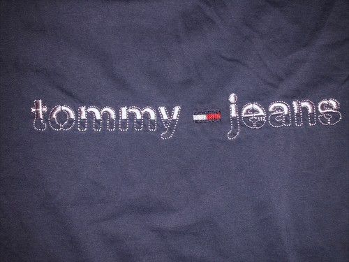 TOMMY JEANS Cotton Long Sleeve Logo Graphic Cropped T-shirt in Blue Large NWT - Picture 2 of 3