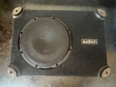 AUDISON APBX10DS LOADED SEALED ENCLOSURE BOX 10'' 800W SUBWOOFER BASS SPEAKER NEW