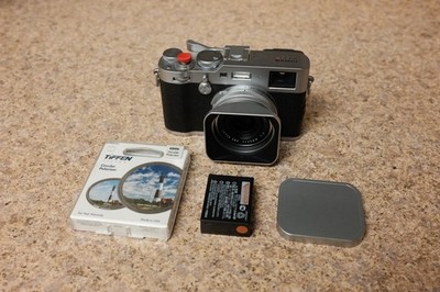 Fujifilm X100F (Only 2900 Shutter Count!)