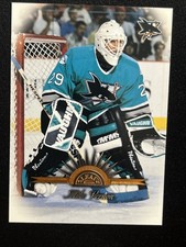 97-98 Donruss Leaf Hockey 94 Mike Vernon