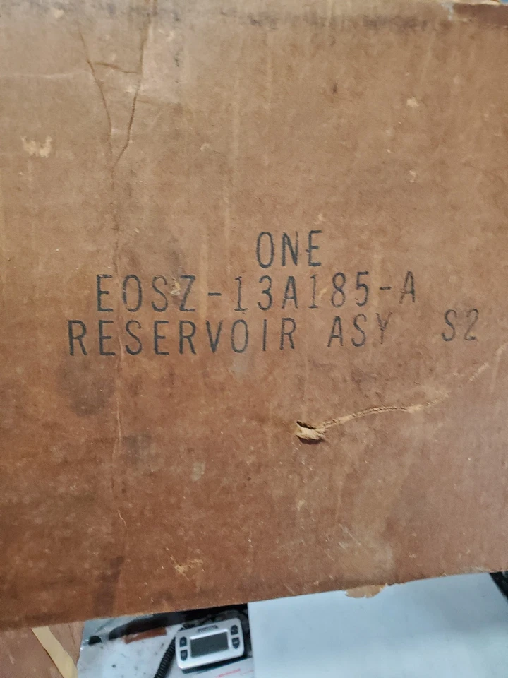 e0sz-13a185 1980 ford thunderbird vintage oem resovoir - Image 3 of 4