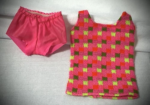 Vintage 1969 Mattel Twist N Turn Knit Top W/ Shorts Multicolor Pak # 1165