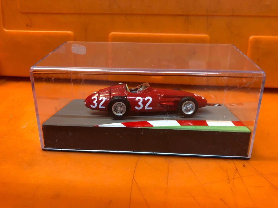 FORMULA 1 1/43 N°1 HS 1B MASERATI 250F 1957 . PAR MANUEL FANGIO SANS FASCICUL - Photo 3/4