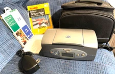 HP Photosmart 100 Digital Photo Printer C8441A with Case and Plug and Extras