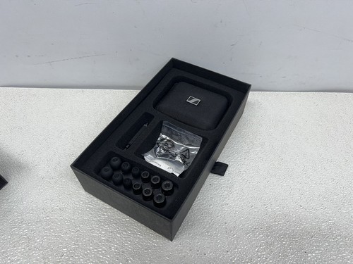 Sennheiser - Audiophile IE 600 Cancellazione rumore passivo cablata nell'orecchio - Grigio - - Foto 4 di 4