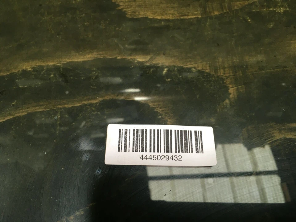 宝马 535XI E60 2007 - 2008 SEDAN 后方右乘客侧门窗玻璃工厂 — 第 3/4 张图片