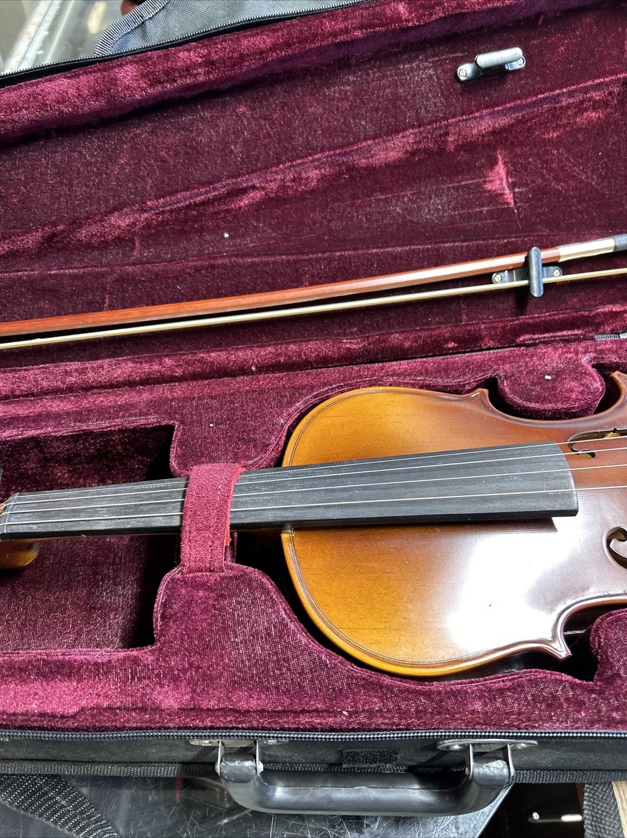 Knilling School Model Violin 4/4 w/ hard case and bow