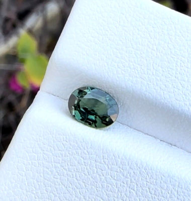 Saphir Bleu Naturel De Madagascar – 0,85 Carat – Taille 9,2 X 4,4 Mm – Chauffé
