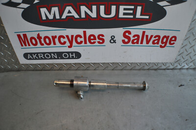 2002 02 Kawasaki Vulcan VN1500E front axle & speedo drive   5 miles only