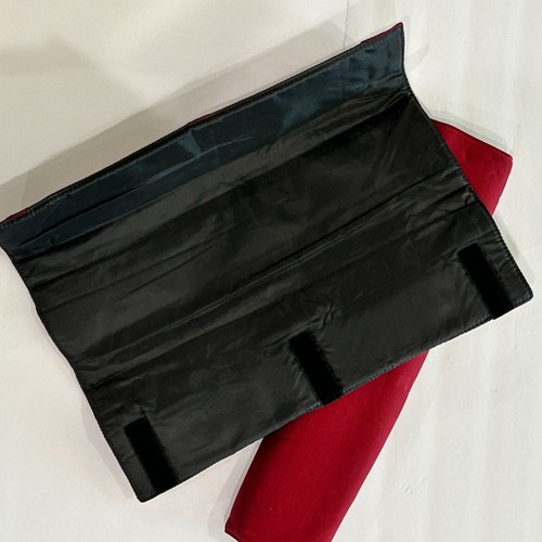 Red Padded Mah Jongg Bag With Two Wrappers Strap Fasteners 21"x11" Zippered - Picture 5 of 8