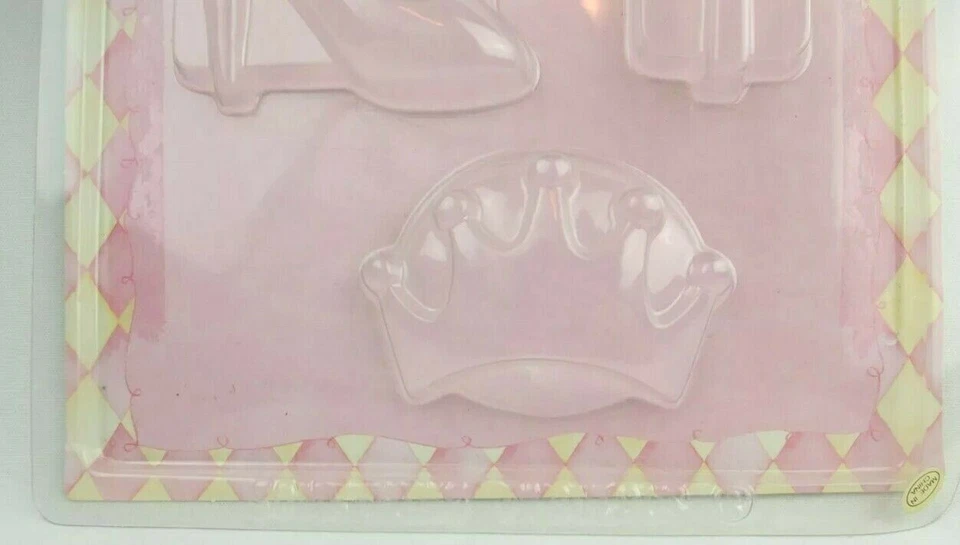 Something Fabulous Soap Creations Princess Soap Model- Coach Slipper Wand Crown - Image 4 of 4