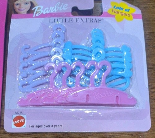 Vintage 1999 / 2000 Mattel Barbie Little Extras Shoes Hangers Accessories & More - Picture 4 of 8