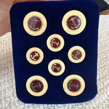 8 Gold rimmed anchor buttons from UK London Badge & Button Co. with Braiding