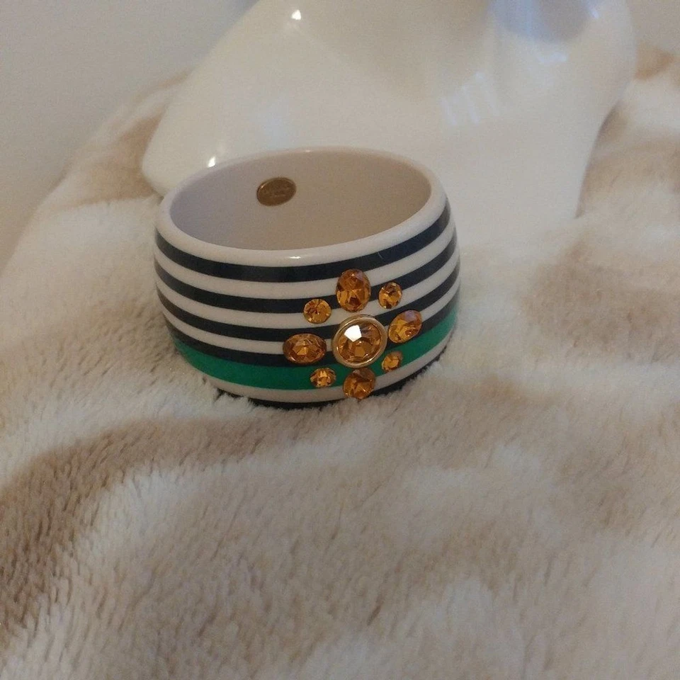 Brazalete Juicy Couture Rayas Azul, Verde y Blanco Usado en Excelente Condición Foto 3 de 4