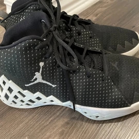 Jordan Jumpman Diamond Mid Black 2019 for Sale | Authenticity